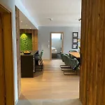 Panorama Moesern Апартаменти