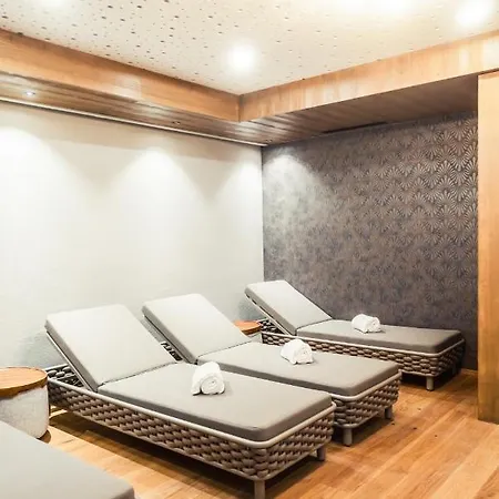 Panorama Moesern Апартаменты *