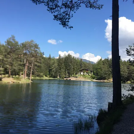 Panorama Moesern 公寓 *
