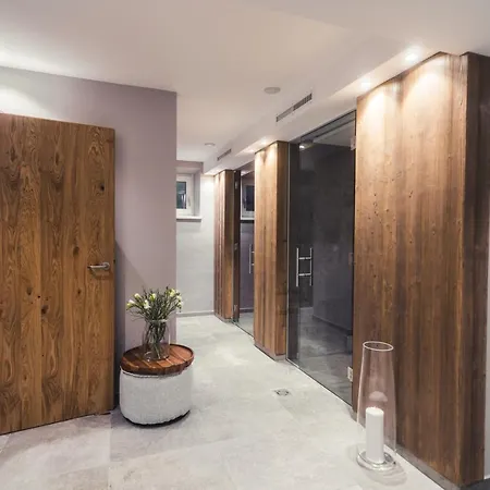 Panorama Moesern Apartment *