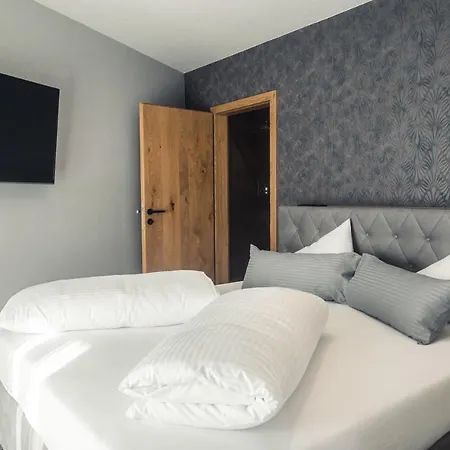 Panorama Moesern Apartment *